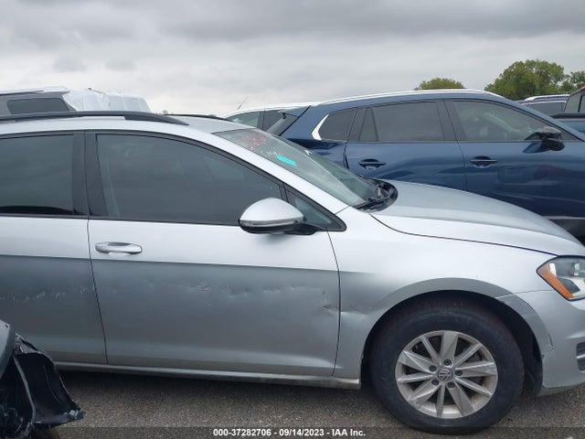 3VWC17AU4GM514250 Volkswagen Golf Sportwagen Tsi S