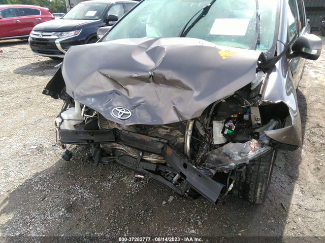 2014 TOYOTA SIENNA LTD/XLE VIN: 5TDDK3DC4ES089559