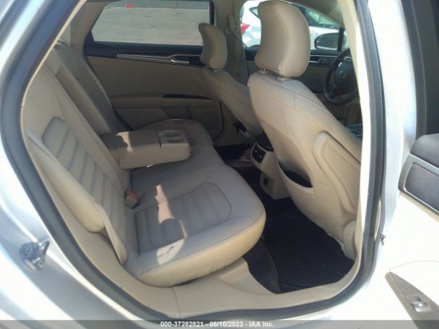 1FA6P0H75F5128369 Ford FUSION SE