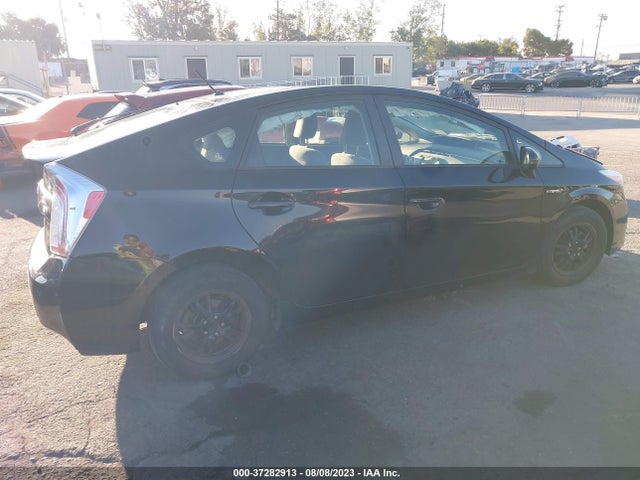 Toyota Prius Four 2015 JTDKN3DU5F1972768 Image 5