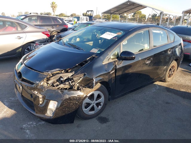 Toyota Prius Four 2015 JTDKN3DU5F1972768 Image 2