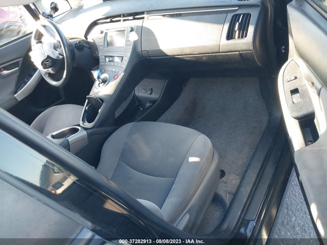 Toyota Prius Four 2015 JTDKN3DU5F1972768 Image 11