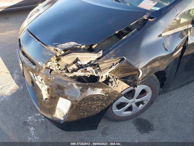 Toyota Prius Four 2015 JTDKN3DU5F1972768 Image 12