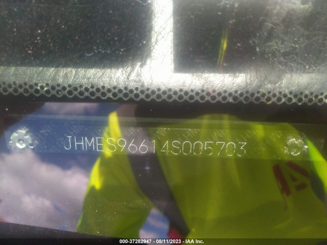 2004 HONDA CIVIC VIN: JHMES96614S005703