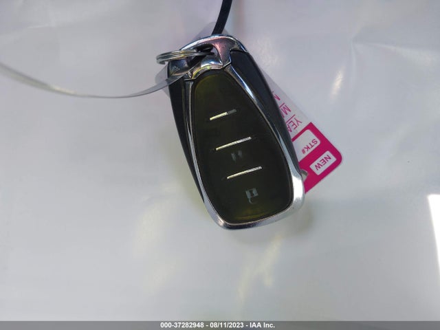Chevrolet SONIC LT 2019 1G1JD6SB7K4134132 Image 11