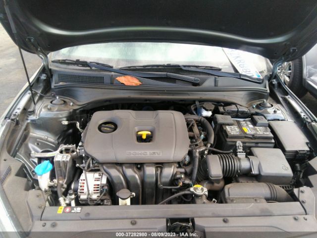 3KPF54AD1NE439436 KIA Forte Gt-line