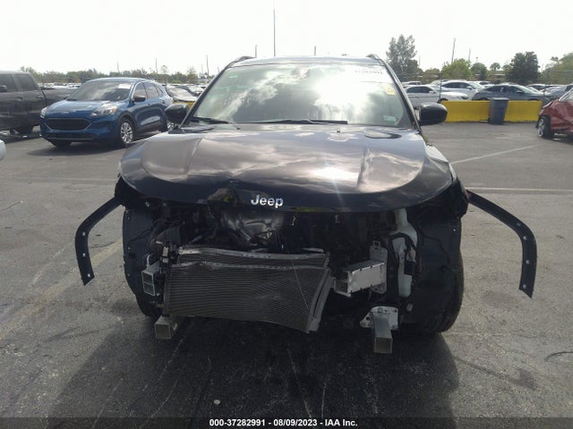 3C4NJCBB3MT517918 Jeep Compass Latitude