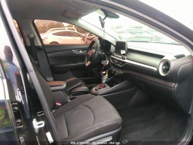 3KPF24AD3LE208804 KIA Forte Lxs