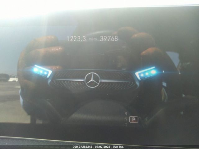 WDD3G4EB4KW028772 Mercedes-Benz A-class A 220