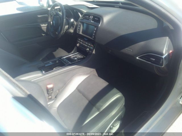 SAJAR4FX5JCP33829 Jaguar Xe 25t