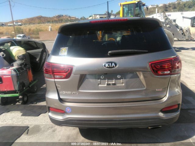 5XYPG4A33KG507689 KIA SORENTO LX