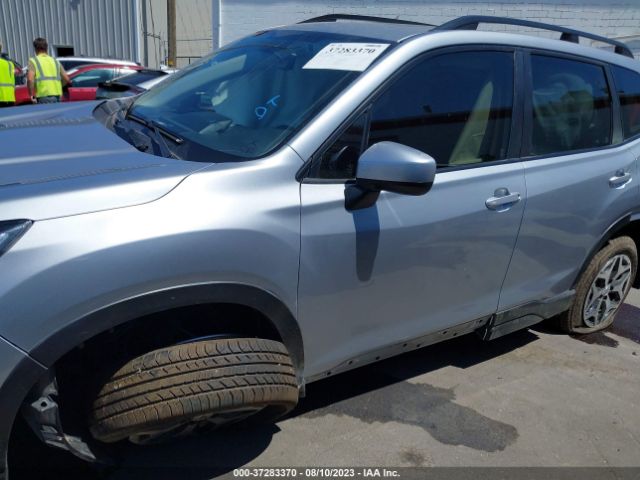 JF2SKAJCXLH424973 Subaru Forester Premium