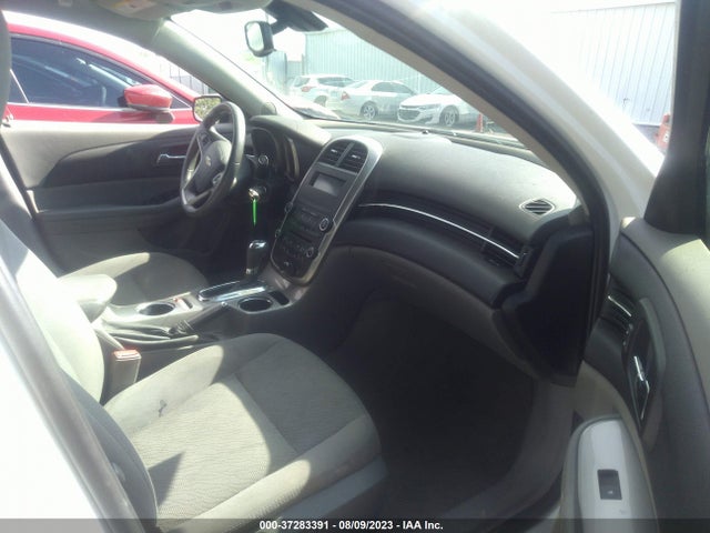 Chevrolet MALIBU LS 2015 1G11B5SL9FF313940 Image 5
