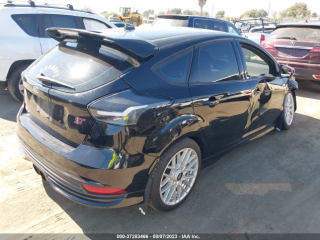 1FADP3L90JL332034 Ford FOCUS ST