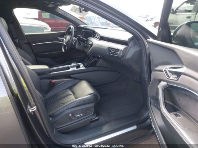 WA1VAAGE3KB006855 Audi E-tron Prestige
