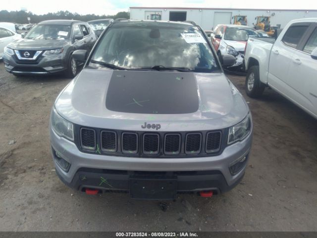 3C4NJDDB2KT811178 Jeep Compass Trailhawk