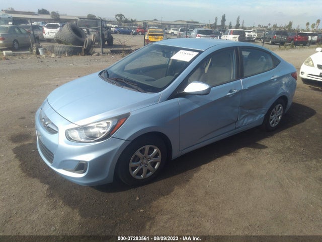 Hyundai ACCENT GLS 2014 KMHCT4AEXEU610960 Image 2