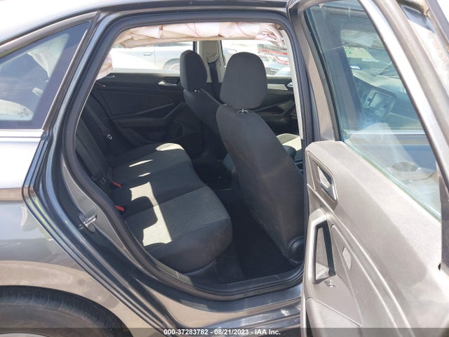 3VWN57BU6KM174992 Volkswagen JETTA S