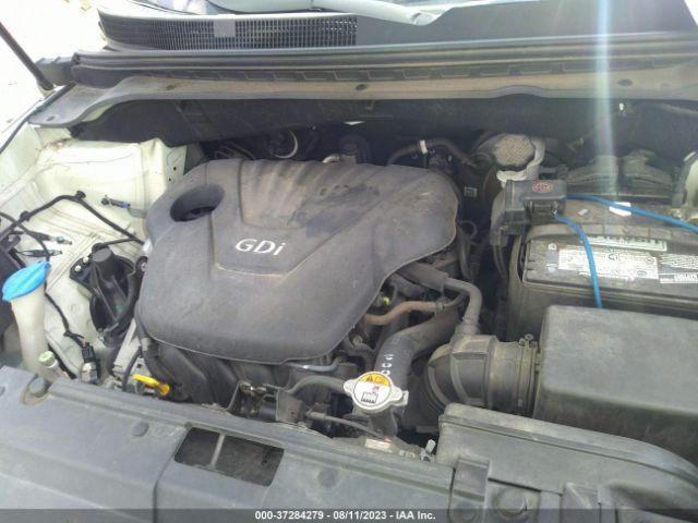 KNDJN2A27G7840330 KIA Soul Base