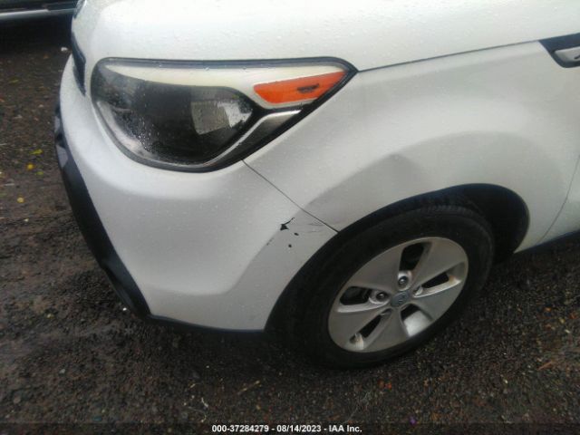 KNDJN2A27G7840330 KIA Soul Base