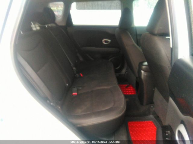 KNDJN2A27G7840330 KIA Soul Base