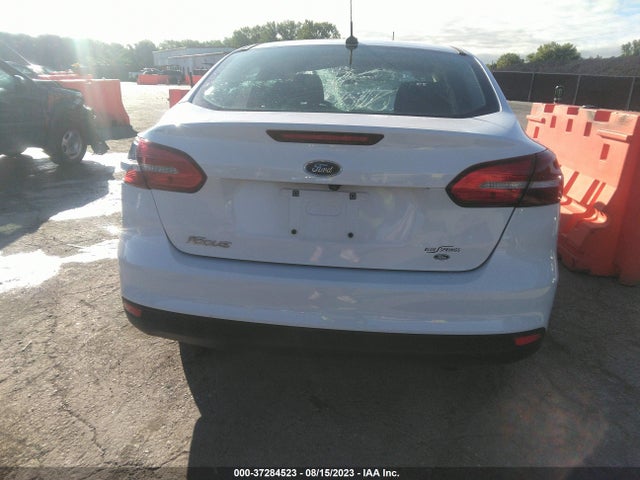 Ford FOCUS S 2017 1FADP3E20HL205293 Image 16
