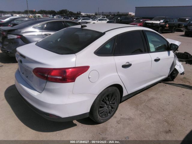1FADP3E22FL281305 Ford FOCUS S