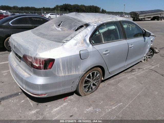 3VWD67AJ6GM265137 Volkswagen Jetta Sedan 1.4t Se