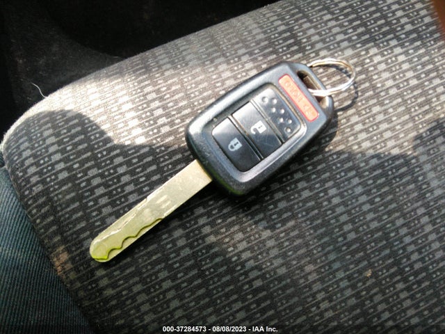 Honda FIT LX 2017 3HGGK5H50HM713948 Image 11
