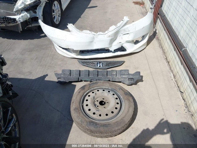 2010 HONDA FIT SPORT VIN: JHMGE8H42AS026111
