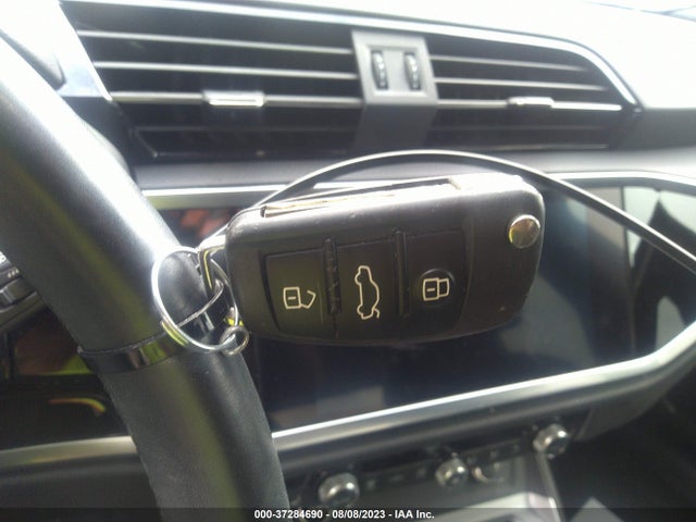WA1EECF37M1056165 Audi Q3 S Line Premium Plus