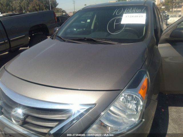 3N1CN7AP3FL821093 Nissan Versa S Plus