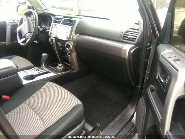 Toyota 4RUNNER SR5 2023 JTEMU5JR9P6105252 Image 11