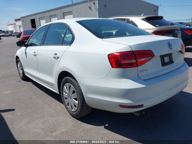 3VW1K7AJ7FM337556 Volkswagen Jetta Sedan 2.0l S