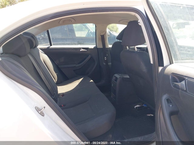 3VW1K7AJ7FM337556 Volkswagen Jetta Sedan 2.0l S