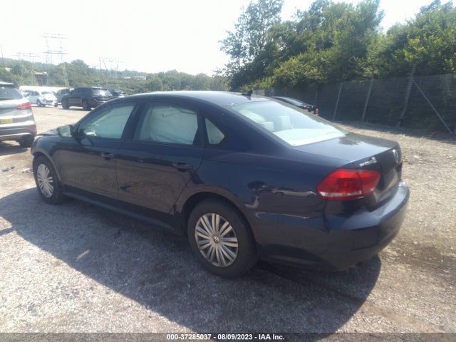 1VWAP7A32EC023364 Volkswagen Passat S W/nav