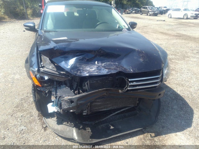 1VWAP7A32EC023364 Volkswagen Passat S W/nav