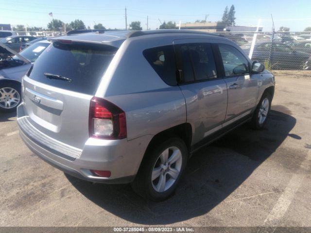 1C4NJDBB8GD722733 Jeep Compass Sport