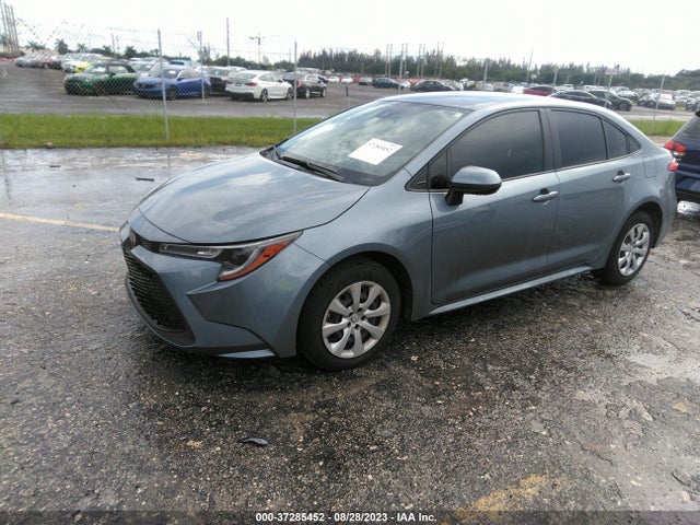 Toyota COROLLA LE 2022 JTDEPMAE6N3021976 Image 2