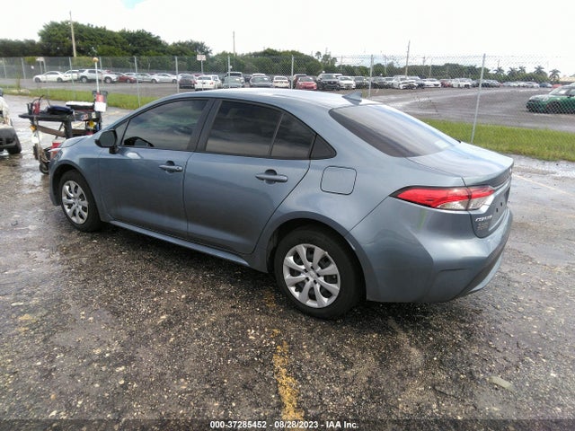 Toyota COROLLA LE 2022 JTDEPMAE6N3021976 Image 3