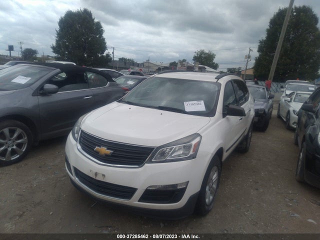 Chevrolet Traverse Ls 2015 1GNKRFKD5FJ183973 Image 2