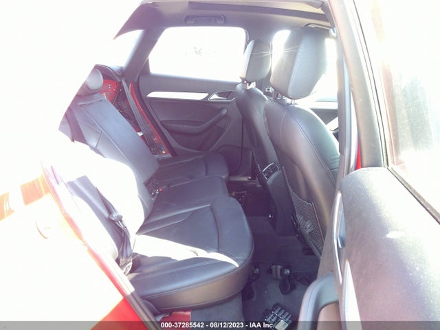 WA1HCCFS5JR030445 Audi Q3 Premium Plus