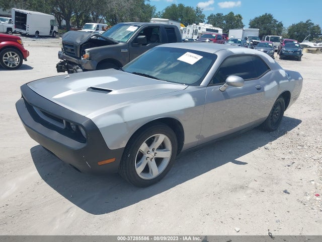 Dodge Challenger Sxt 2014 2C3CDYAGXEH195687 Image 2