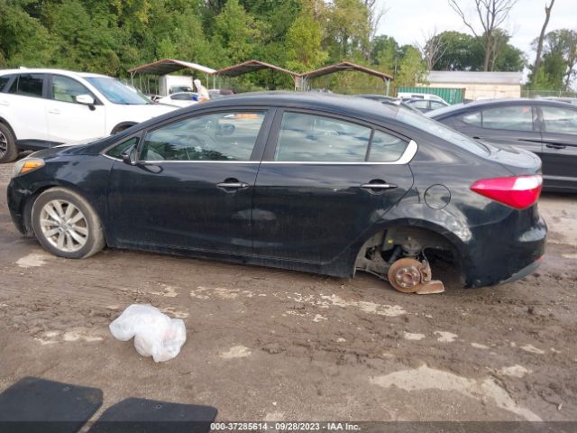 KNAFX4A88E5180322 KIA FORTE EX