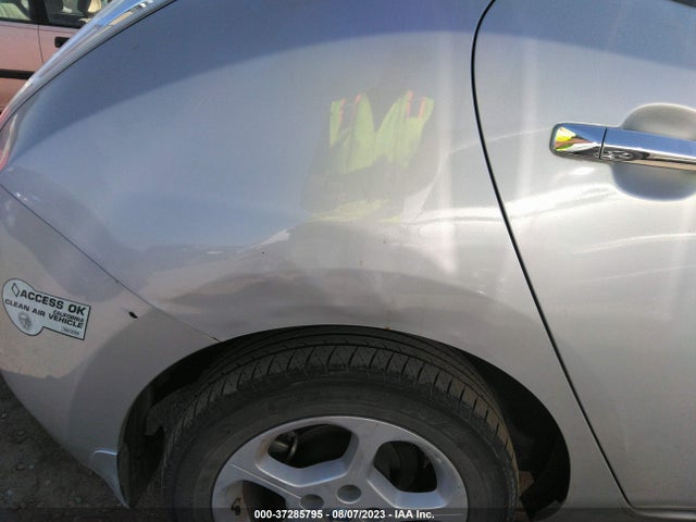 2012 NISSAN LEAF SL VIN: JN1AZ0CP8CT017718