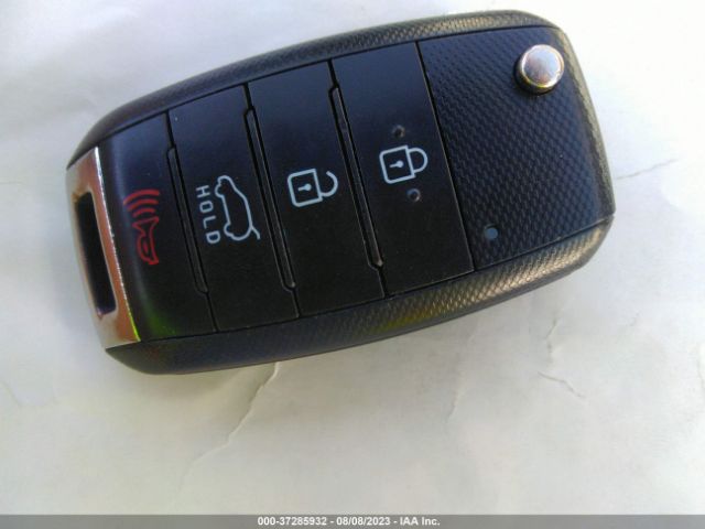 5XYPG4A56JG375981 KIA Sorento Lx V6