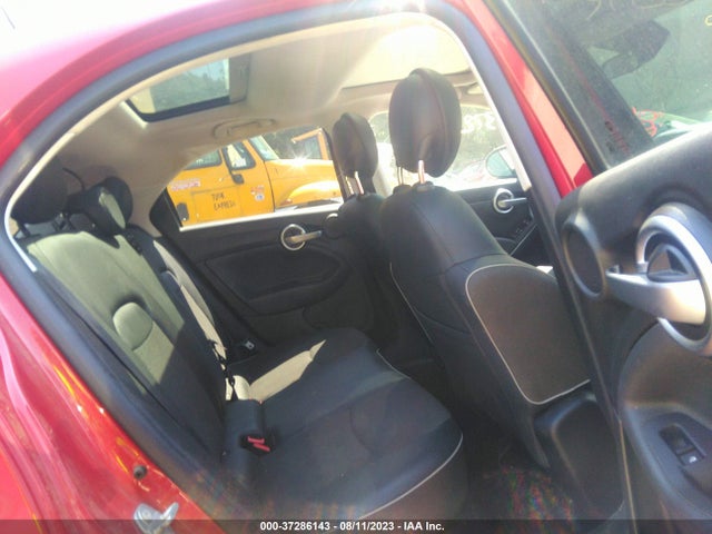 2017 FIAT 500X ZFBCFXCB1HP524846 Photo 7