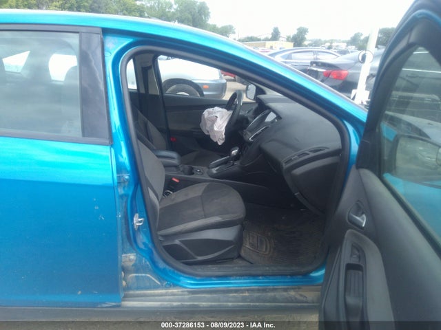 1FADP3F23EL118255 Ford FOCUS SE