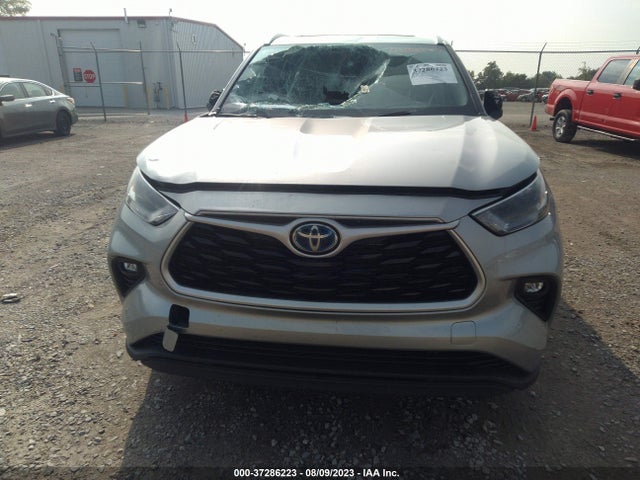 Toyota HIGHLANDER HYBRID 2022 5TDGBRCH6NS543825 Image 12