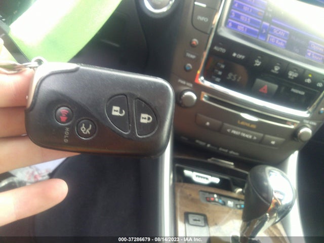 2013 LEXUS IS 250 VIN: JTHCF5C25D5061938
